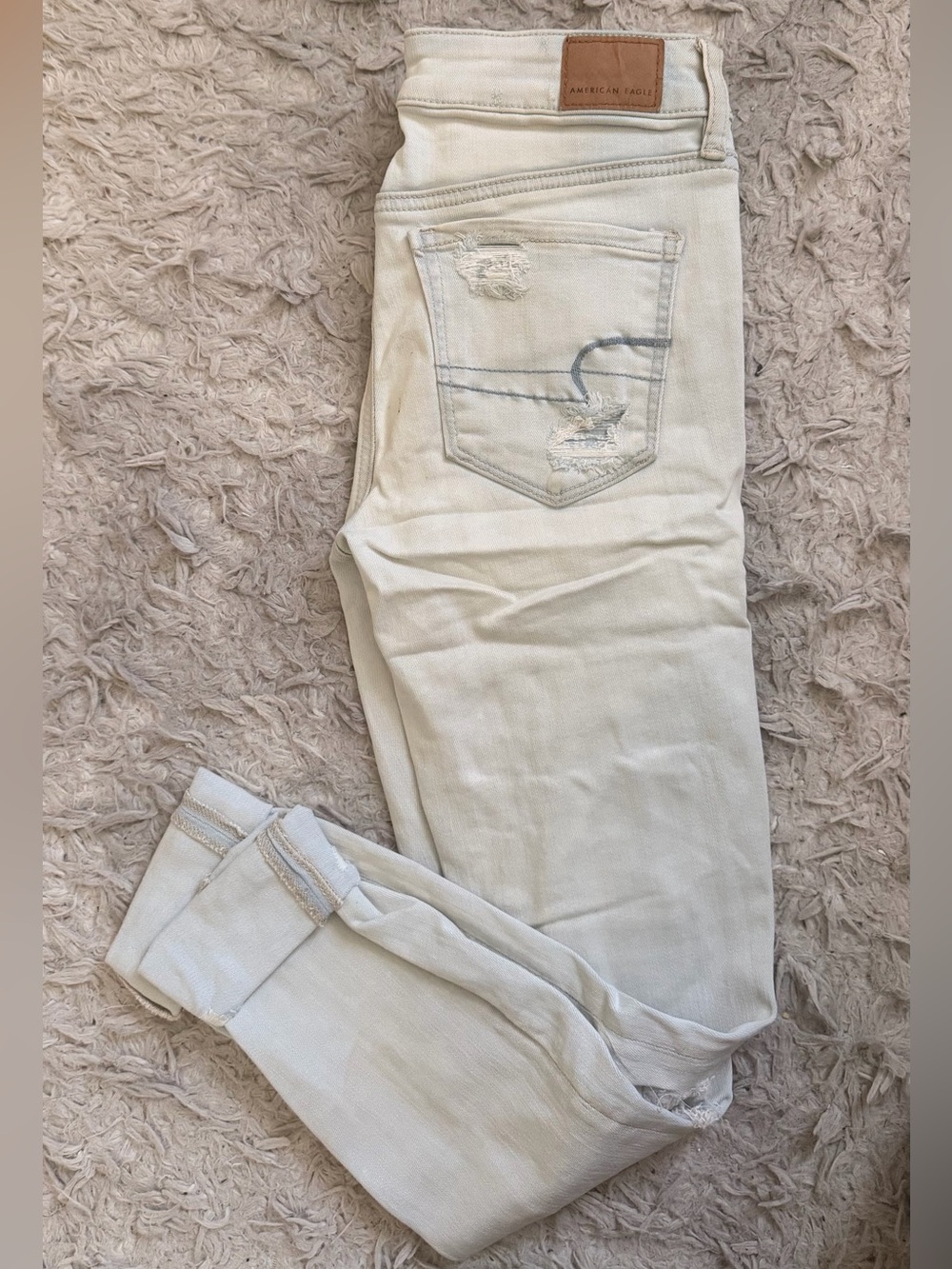 American Eagle Outfitters Light Cream Skinny Jeans